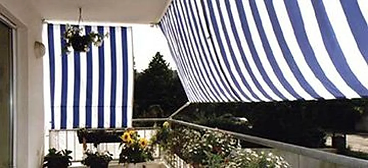 Sichtschutz mit Seilspannsonnensegel Senkrecht am Balkon