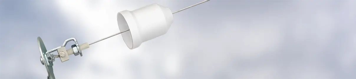 Befestigung einer Seilspannmarkise am Balkon