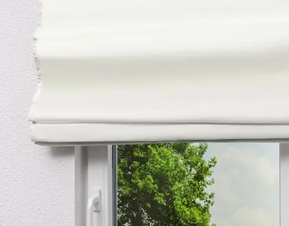 Raffrollo mit Zugbedienung