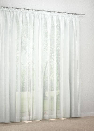 Gardinenstore in Grau