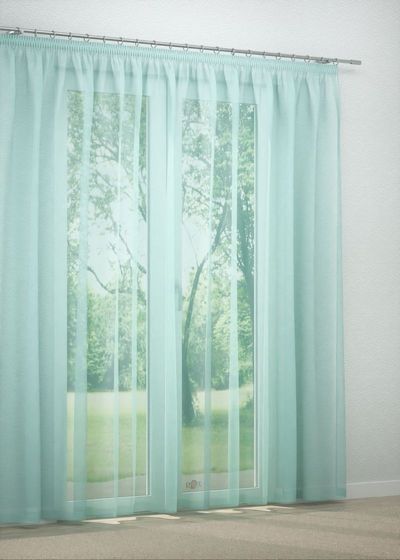 Gardinenstore in Blau