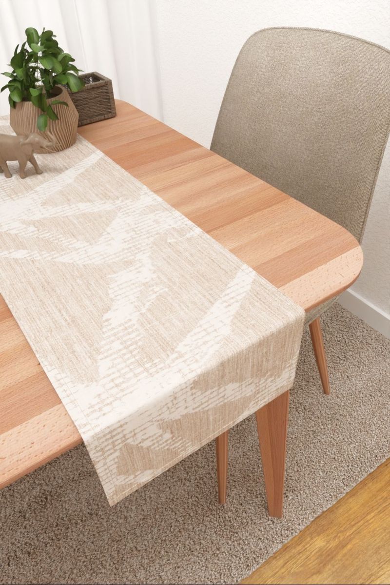 Tischlufer in Beige