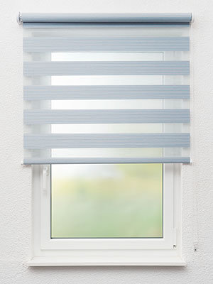 Doppelrollo Plava 10.292 Fensteransicht