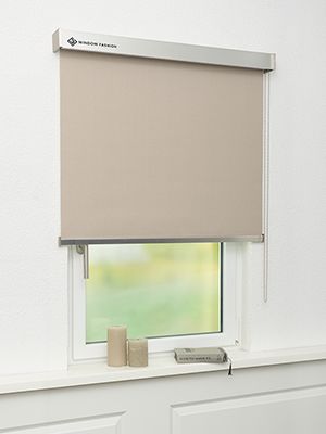 Verdunkelungsrollo Modena Dark 81.03 Fensteransicht